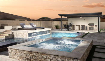 Inground vs. Above-Ground Spas: A Comprehensive Guide